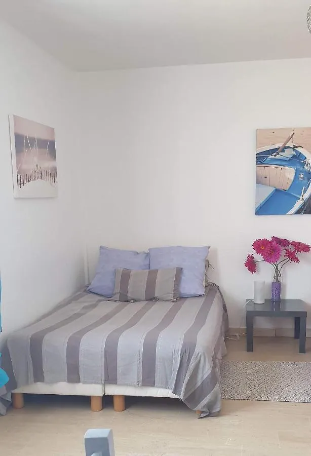 Studios A Golfe Juan Apartment