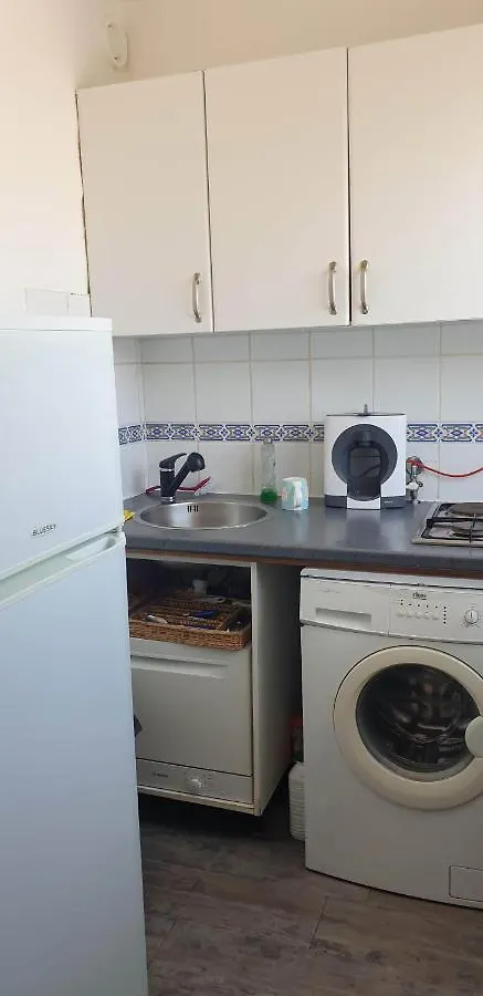 Apartment Studios A Golfe Juan