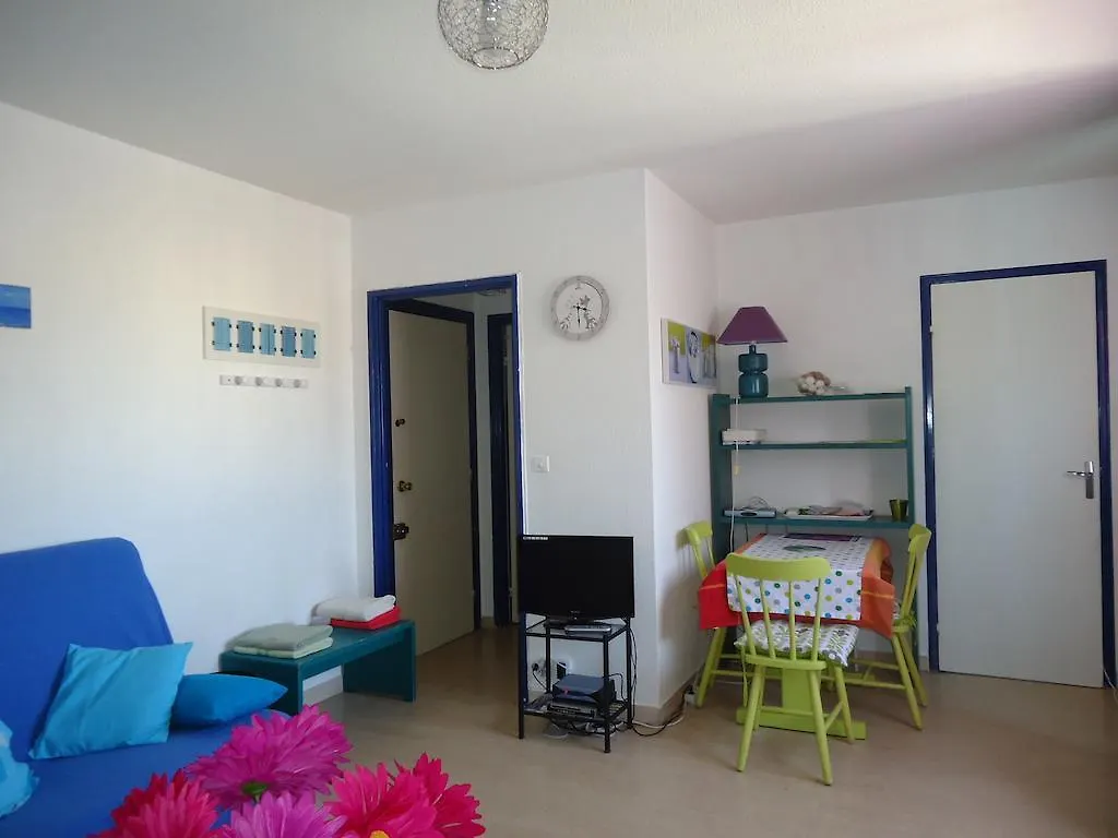 Studios A Golfe Juan Apartment
